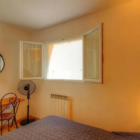 Location Familiale 6 Personnes Entre Propriano Et דירה