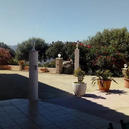 Location Familiale 6 Personnes Entre Propriano Et דירה